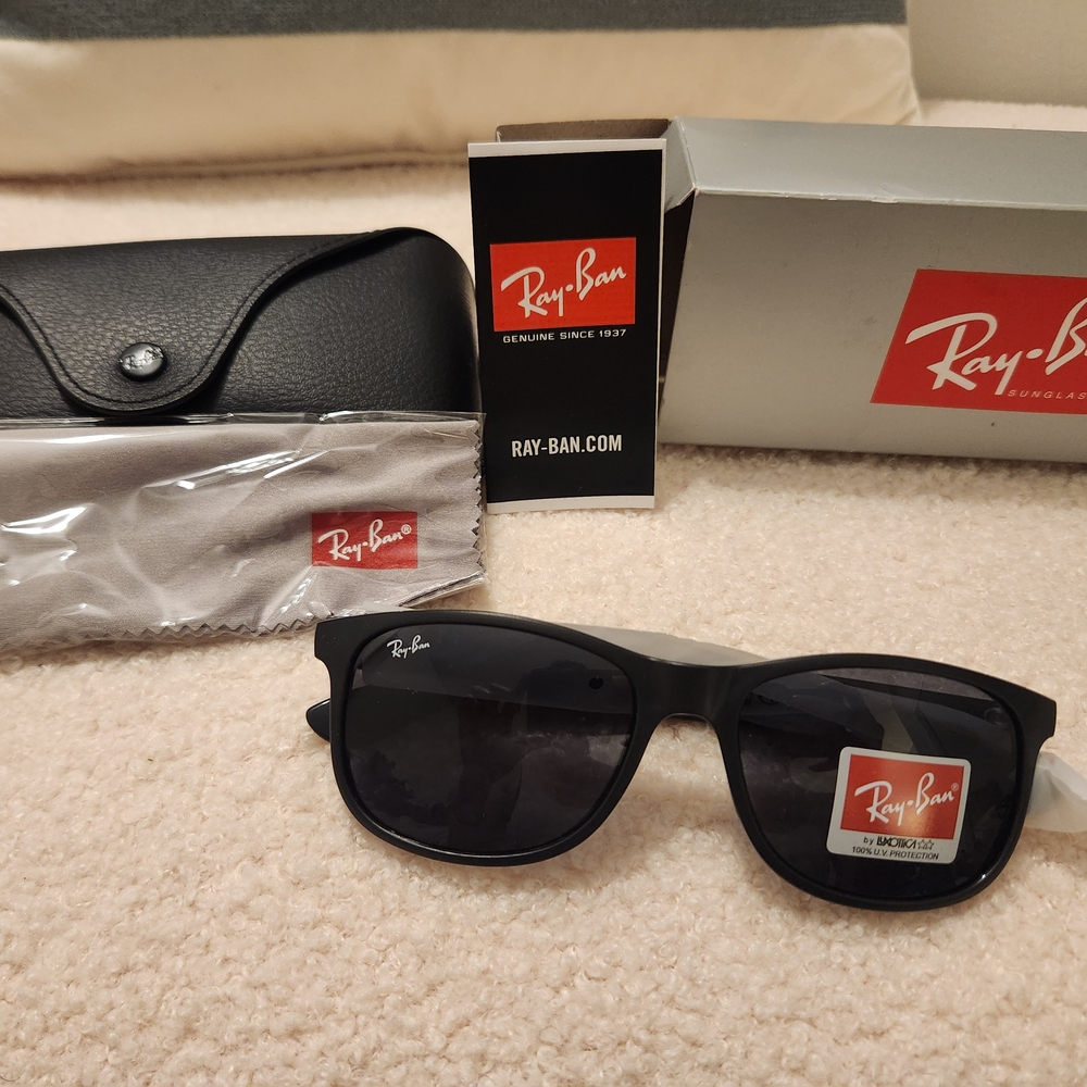 Ray-Ban Sunglasses
